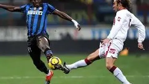 姚明球衣退役盛典：红裤见证者，遮眼防守传奇战至热血染场！